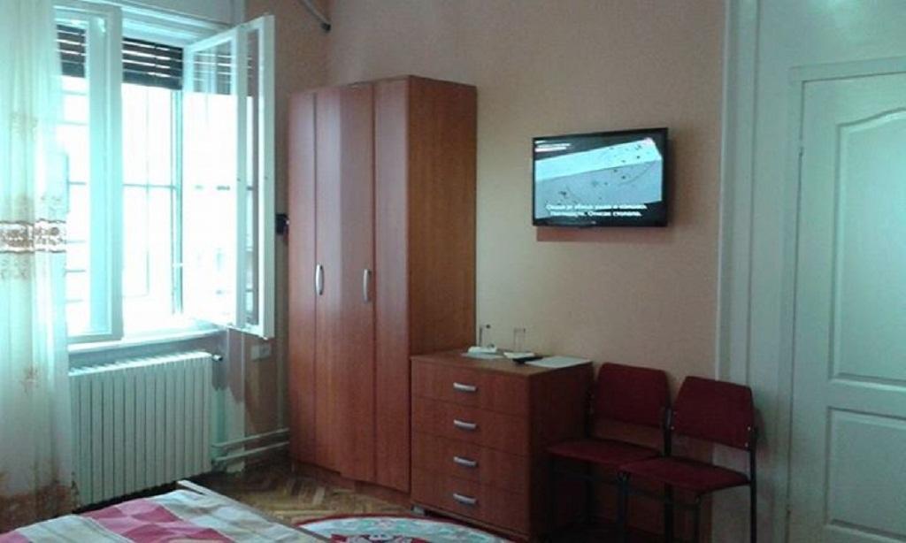 Family Top Rooms Bela Lada Sobe Novi Sad Extérieur photo