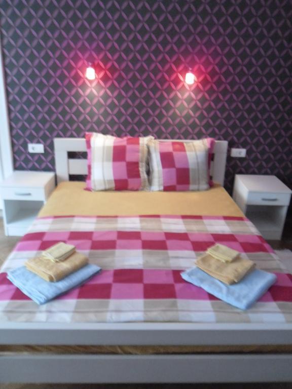 Family Top Rooms Bela Lada Sobe Novi Sad Chambre photo